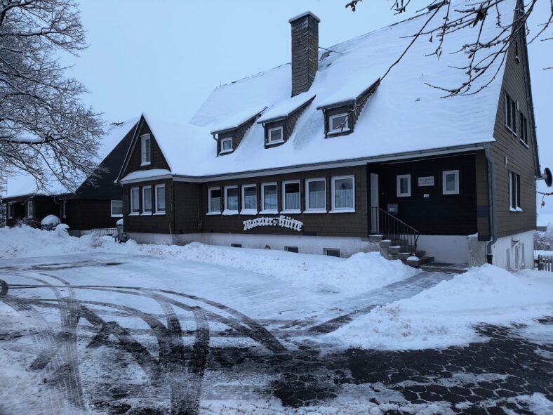 Marler Hütte im Winter